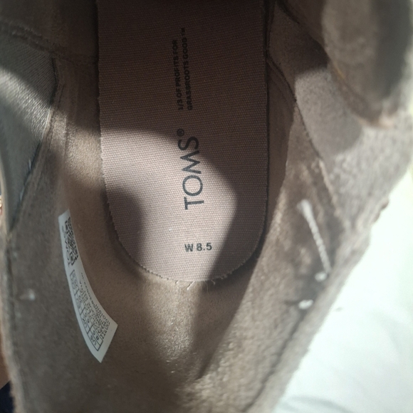 Toms Gray Ankle Boots with Elastic Panels - Picture 12 of 12